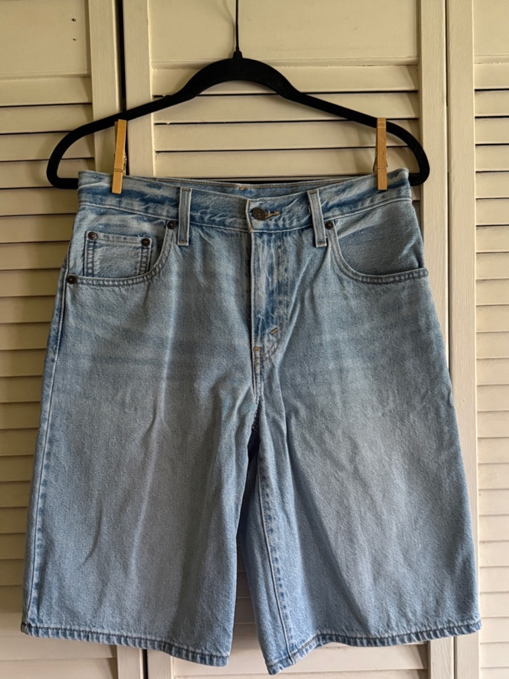 Levi’s Women’s Washed Indigo Dad Jean Shorts, Size 25